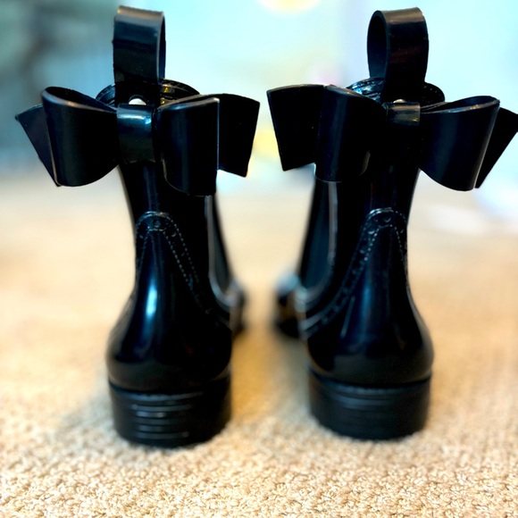Valentino RED Black Rain Boots with Large Bows sz 39 🖤 🌧️ ☔️ - Picture 3 of 12